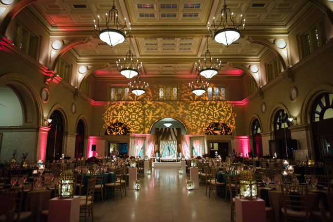 A decorated room 