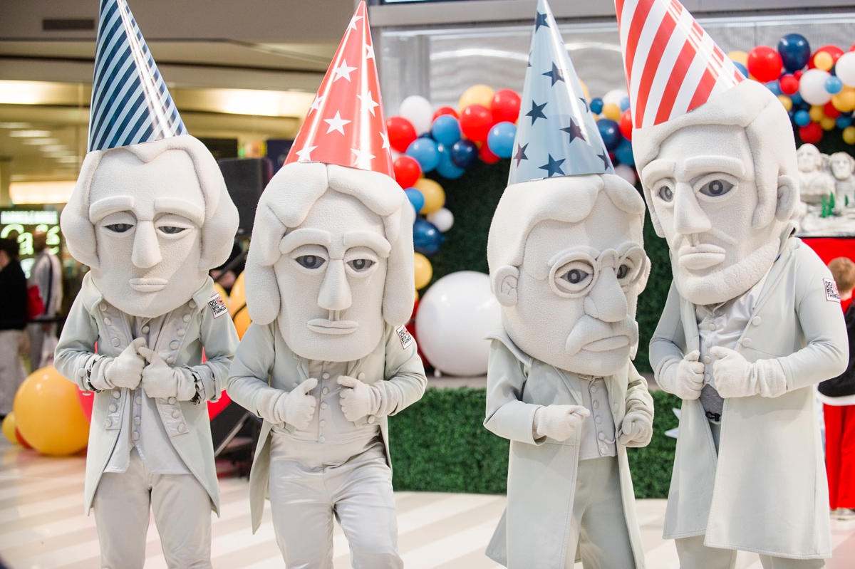 Green Screen Photo Booth Minneapolis 0013.JPG Presidents figures