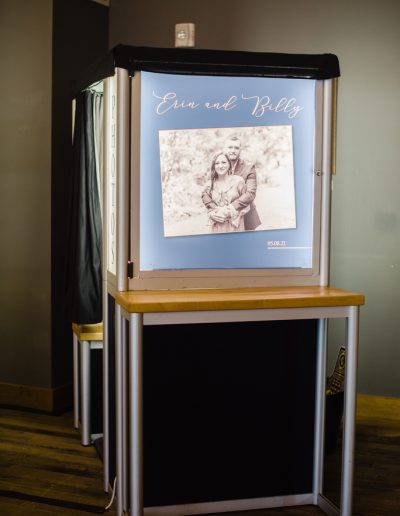 Traditional enclosed photo booth rental