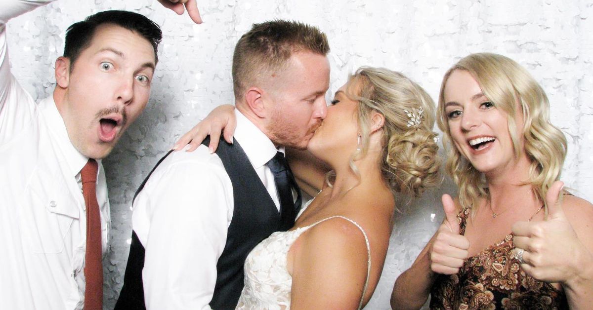 creative-wedding-reception-activities-your-guests-will-love