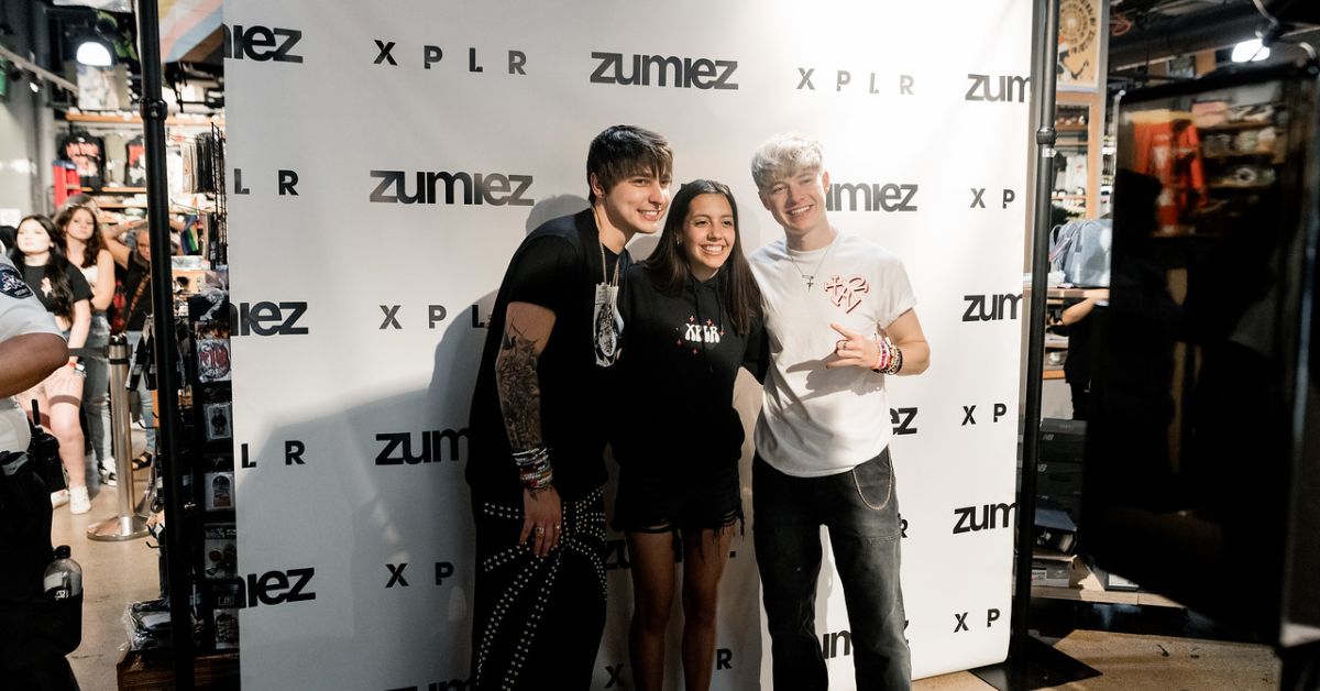 Best Practices for Building Brand Awareness via Photo Booths