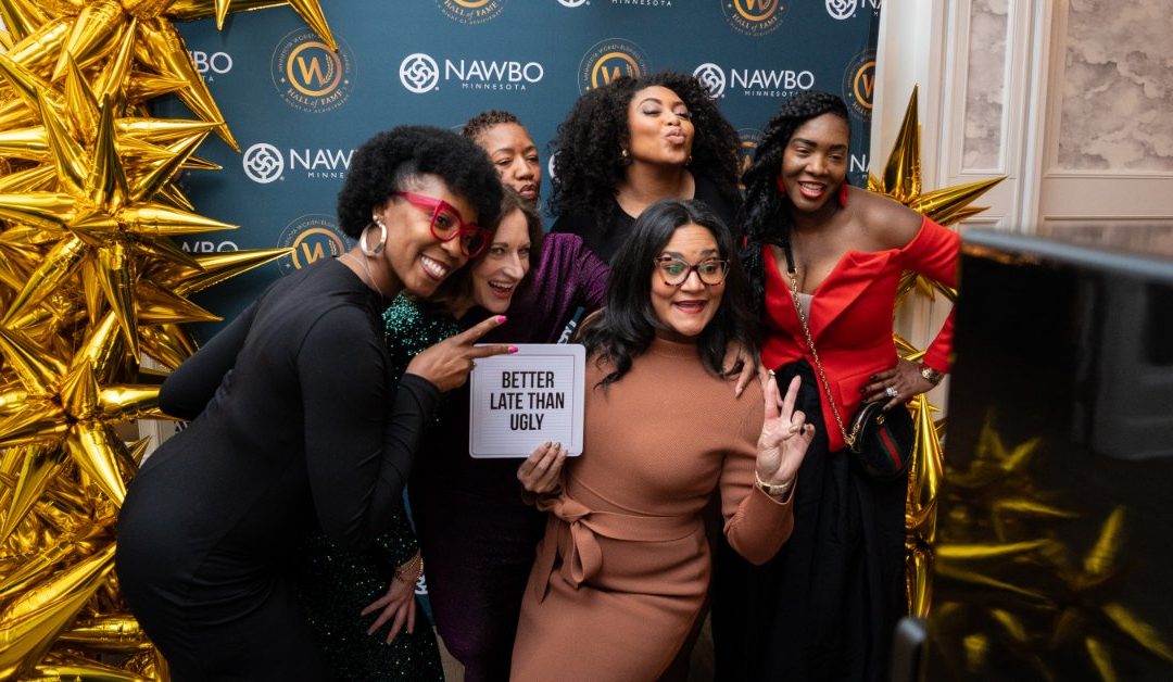 Choosing the Right Photo Booth for Corporate Events