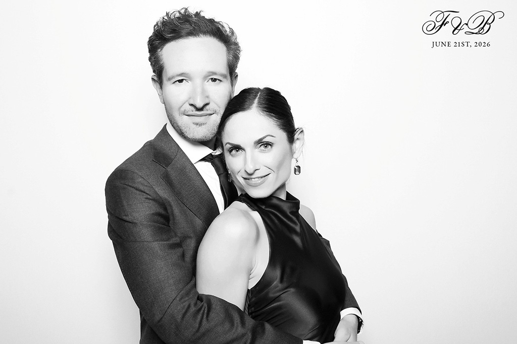Glam booth rental portrait Minneapolis