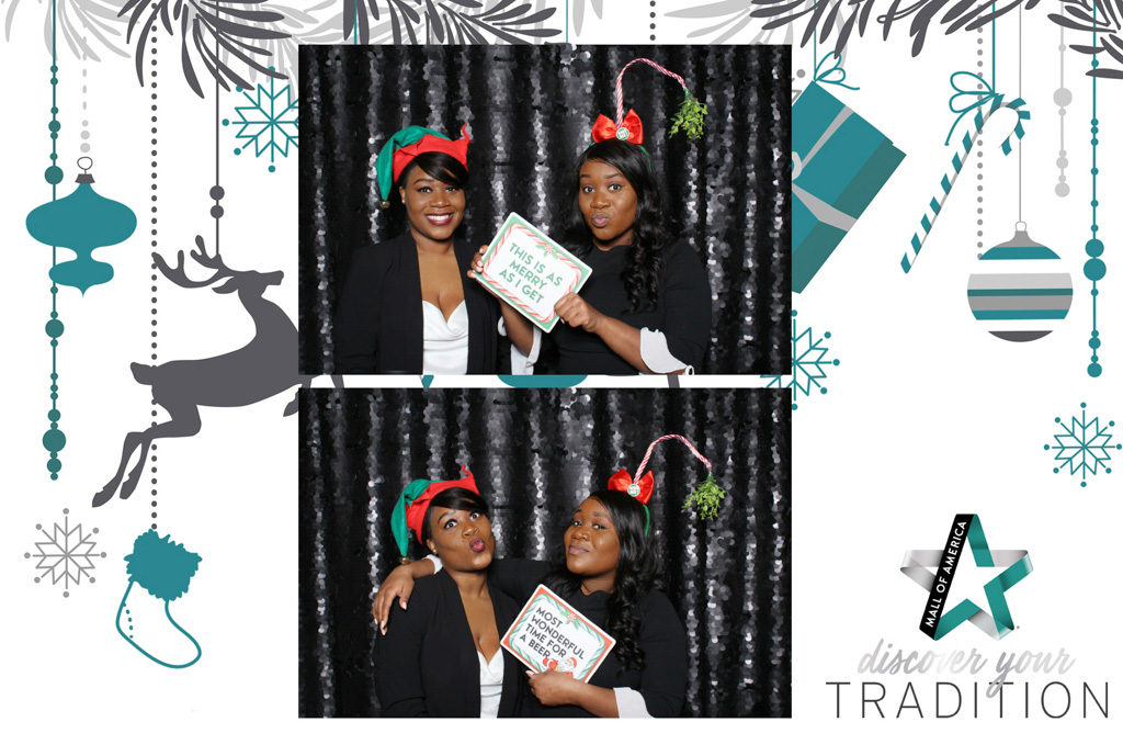 Mall of America holiday 4x6 print with two women in elf hats and reindeer ornaments design